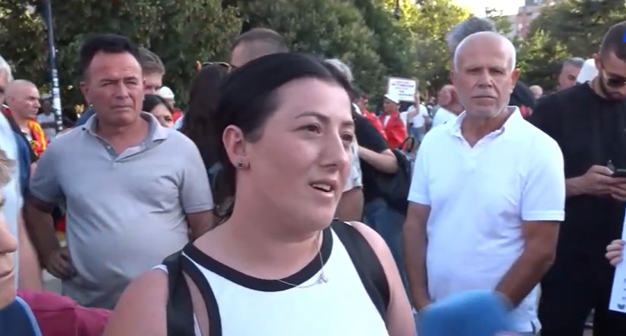 "Zoti ju begatoft&euml;", gruaja e Altin Hil&euml;s falenderon