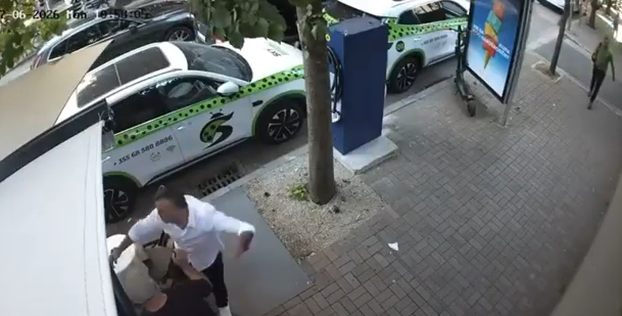 VIDEO/ Plas sherri në bllok, Nadir Çausholli konfliktohet me