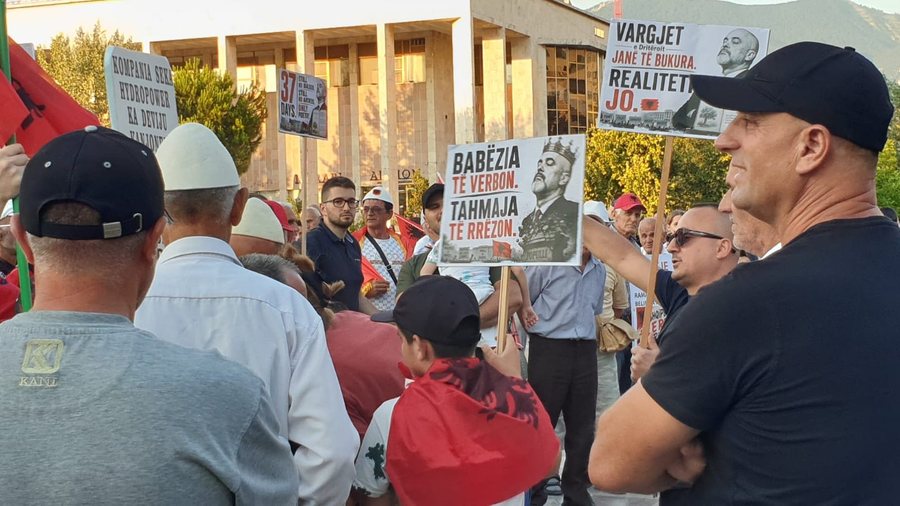 FOTO-LAJM/ "Rruga për në BE kalon nga llogaridhënia",