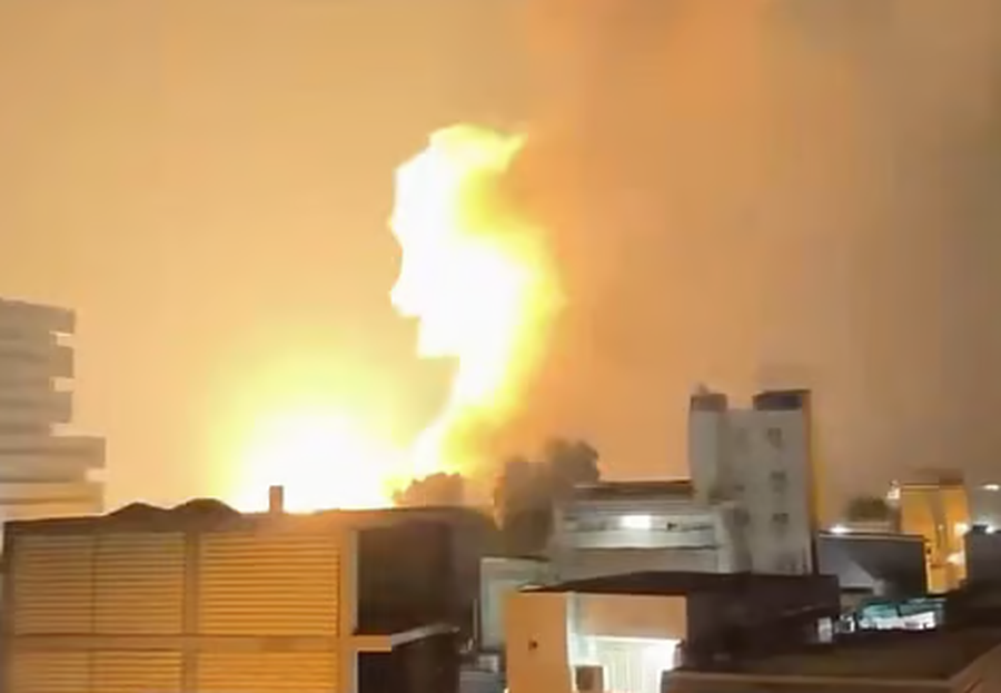 SHBA bombardon s&euml;rish Iranin, Teherani kund&euml;rp&euml;rgjigjet me 85