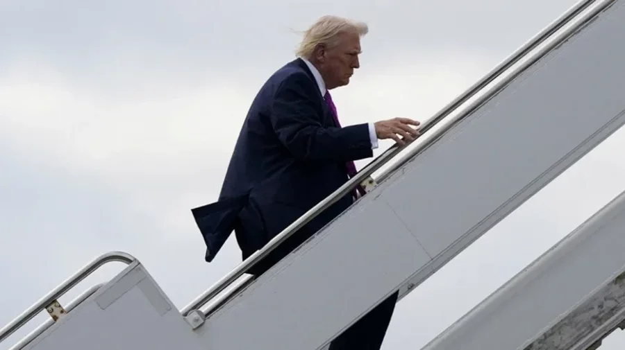 Florida nderon presidentin e SHBA-së, i vendos aeroportit të Palm