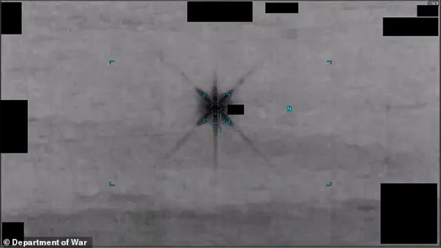 Zbulime të reja për UFO-t nga Pentagoni: Objekti me tetë cepa dhe