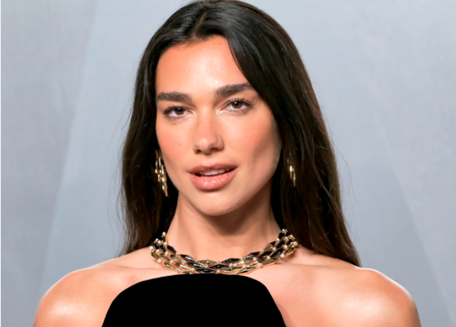 Dua Lipa n&euml; krah t&euml; protestuesve shqiptar&euml;: Shqet&euml;suese sesi