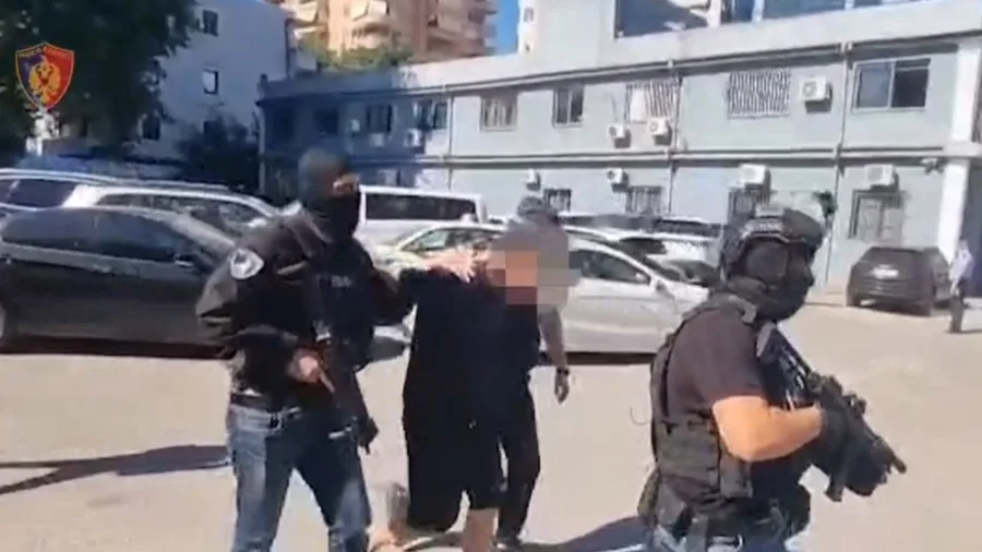 Italian&euml;t e k&euml;rkonin p&euml;r disa vepra penale, arrestohet 48