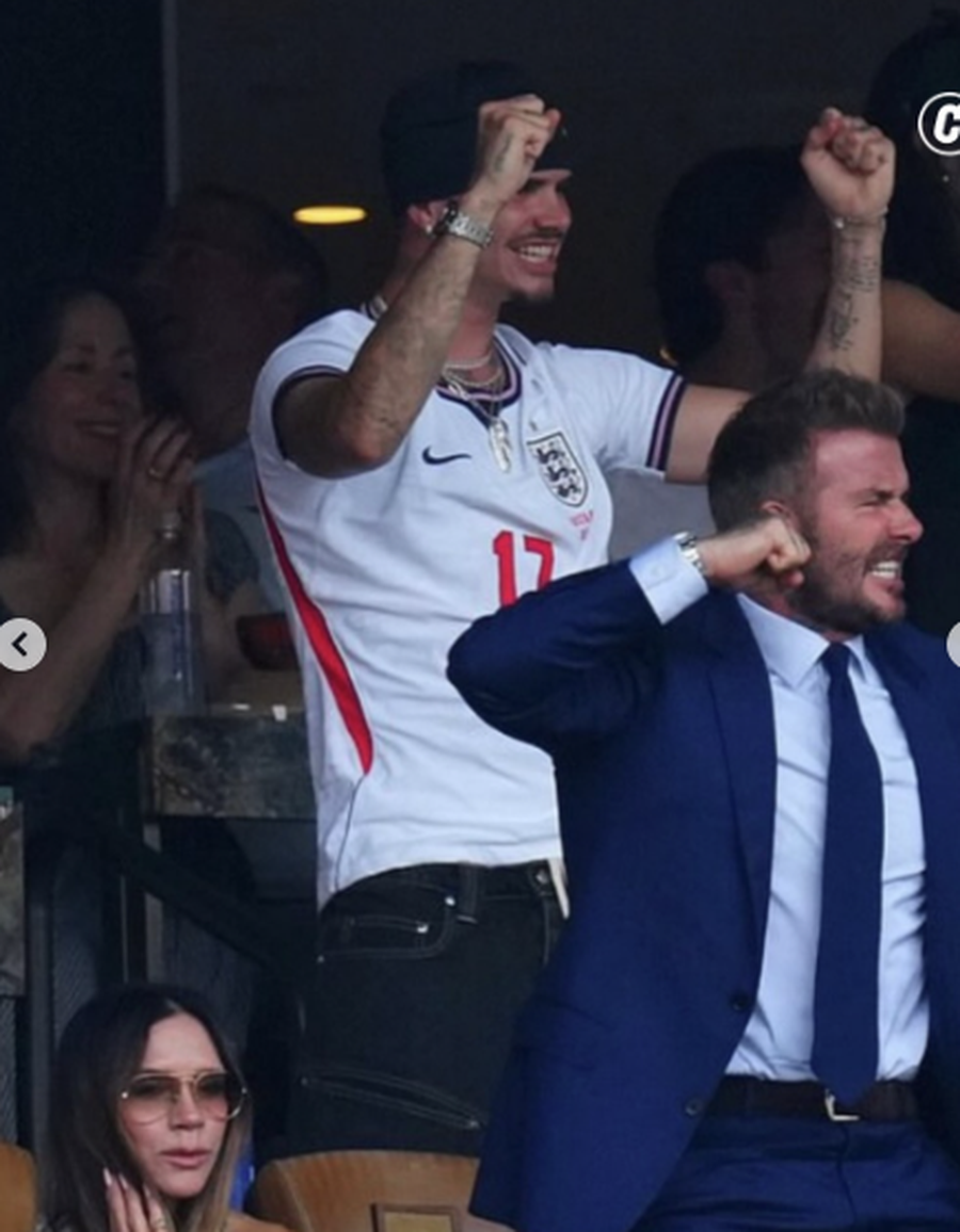 David feston golin e fitores, Victoria e ftohtë/ Fotot e familjes Beckham