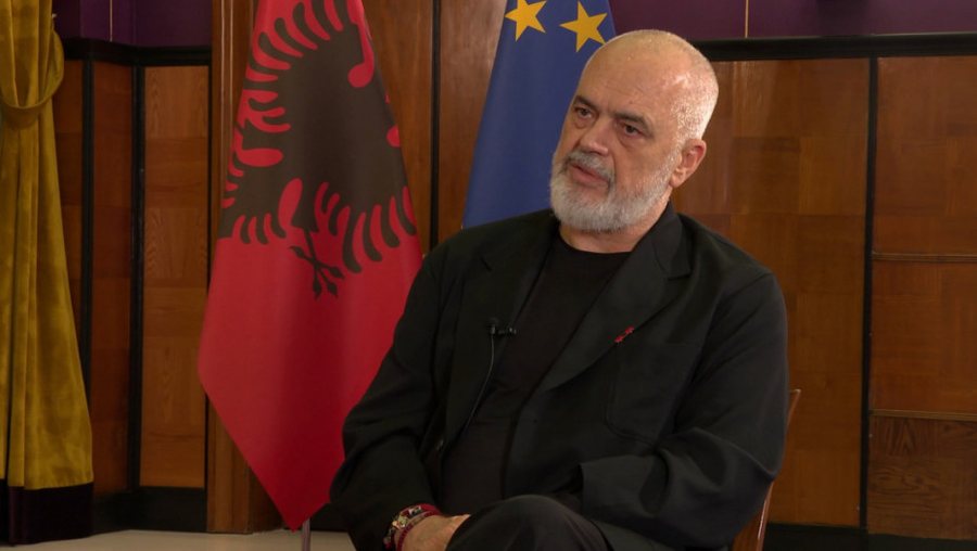 VIDEO/ &ldquo;Zoti, seksi dhe BE-ja, 3 gj&euml;ra q&euml; nuk