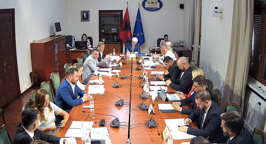 &ldquo;SPAK nuk l&euml; prova n&euml; gjum&euml;&rdquo;, Klodian Braho flet