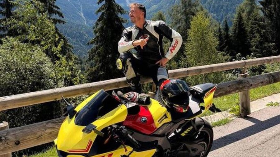 FOTO/ Itali, humb jet&euml;n n&euml; aksident moto&ccedil;iklisti shqiptar,