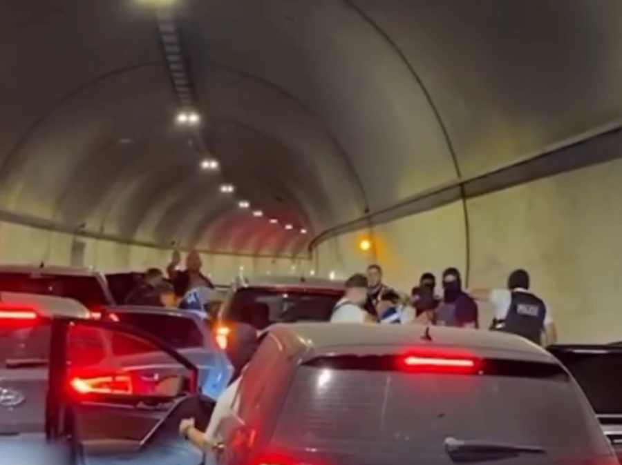 VIDEO/ Do t'i shiste armë grupit kriminal, 31-vjeçari nga