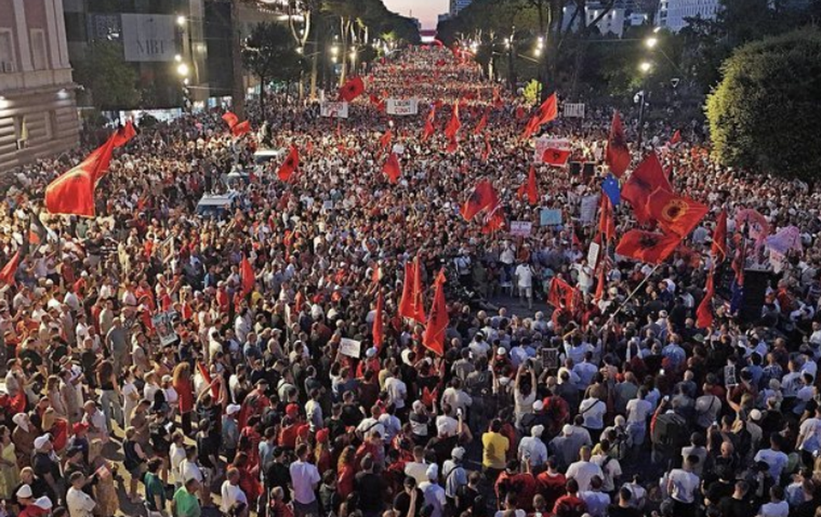50 ditë protesta! Shqiptarët vendosin rekord, rezistenca më e