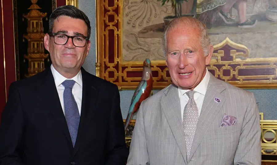 Kryeministri i shtatë në 10 vite, Burnham takohet me mbretin Charles