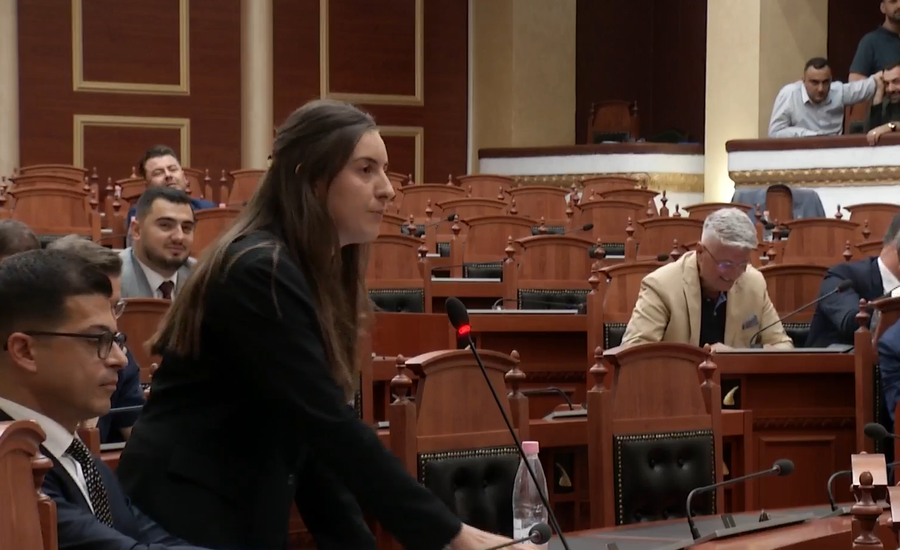 Sot Kuvend, PD reflekton dhe i jep fund bojkotit! Protestuesit mblidhen