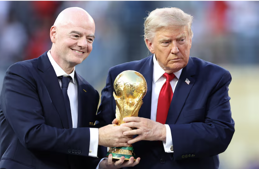 Trump i habit të gjithë për presidentin e FIFA-s, Infantinon: Dua