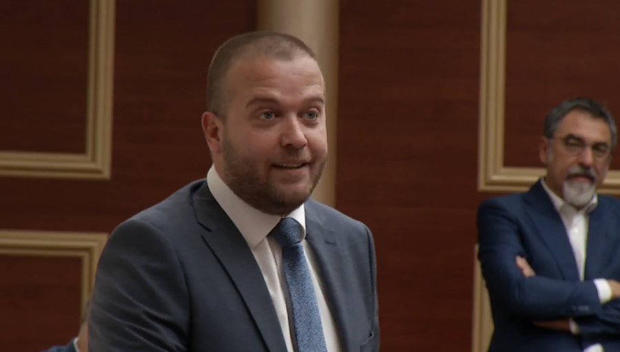 Protesta jasht&euml; Kuvendit, Bido thot&euml; se s'ka thirrje