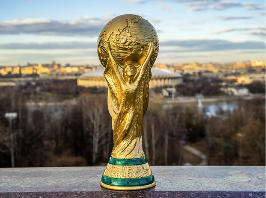 Vet&euml;m 3 lojtar&euml; nga Spanja, FIFA publikon formacionin m&euml; t&euml;
