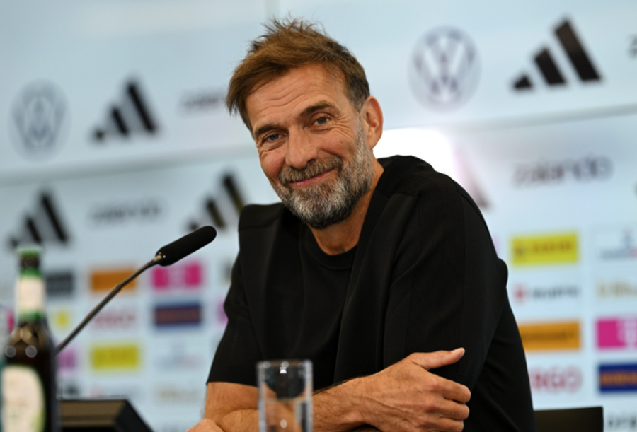Klopp thyen heshtjen pas emërimit: Premtimi i parë si trajner i