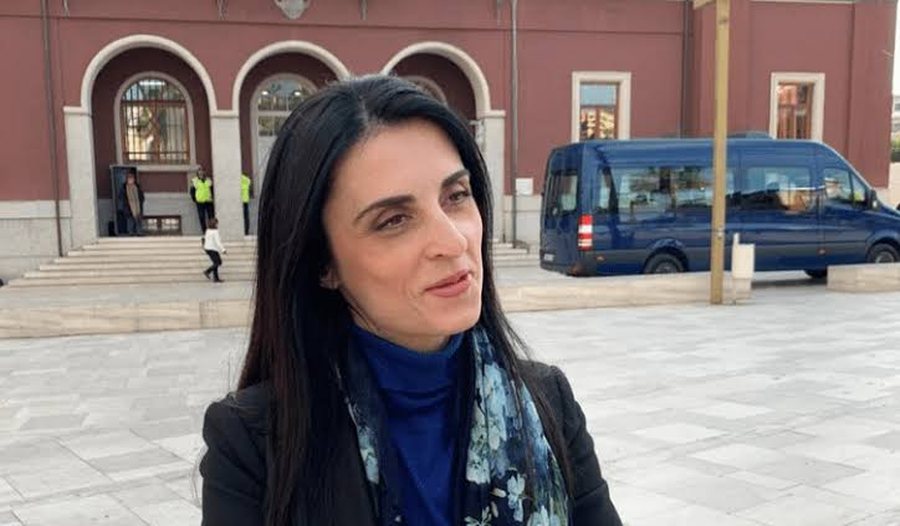 800 mln lek&euml; p&euml;r godina luksoze n&euml; Ish&euml;m dhe Katund i Ri, si