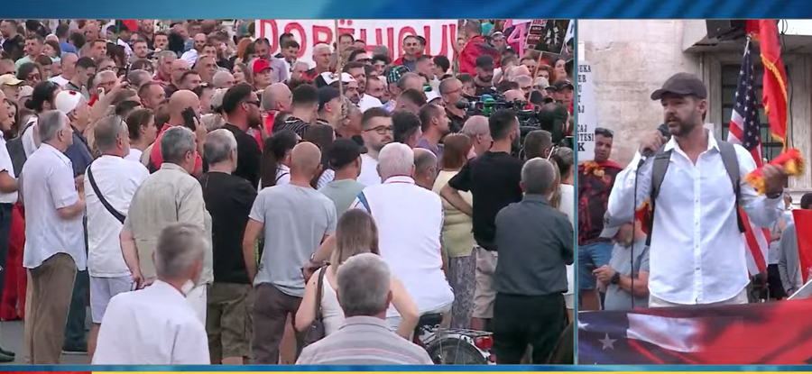 &ldquo;Rama jepe dor&euml;heqjen&rdquo;/ 55 dit&euml; revolt&euml;,