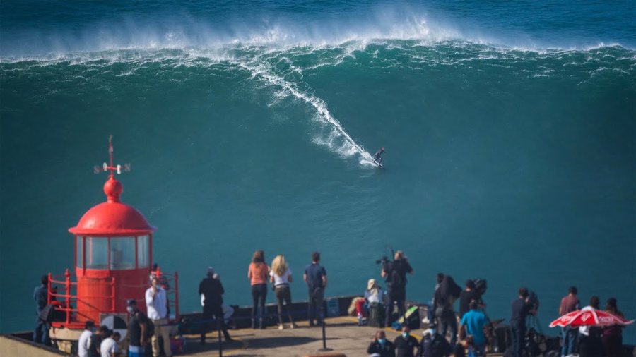 VIDEO/ Sebastian Steudtner thyen rekordin bot&euml;ror, surfon val&euml;n
