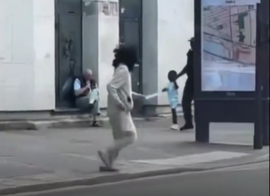 Sulm i friksh&euml;m n&euml; Paris, nj&euml; person plagos me thik&euml; 3 gra