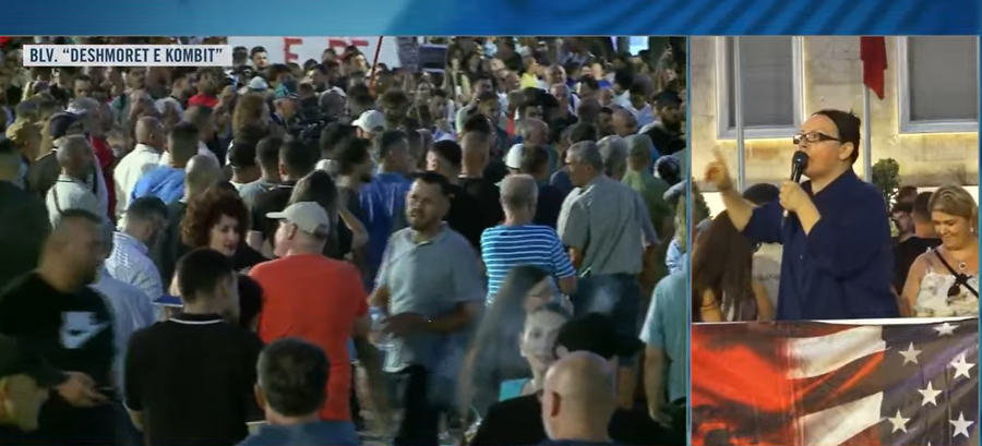 &ldquo;Rama jepe dor&euml;heqjen&rdquo;, qytetar&euml;t protestojn&euml; n&euml;