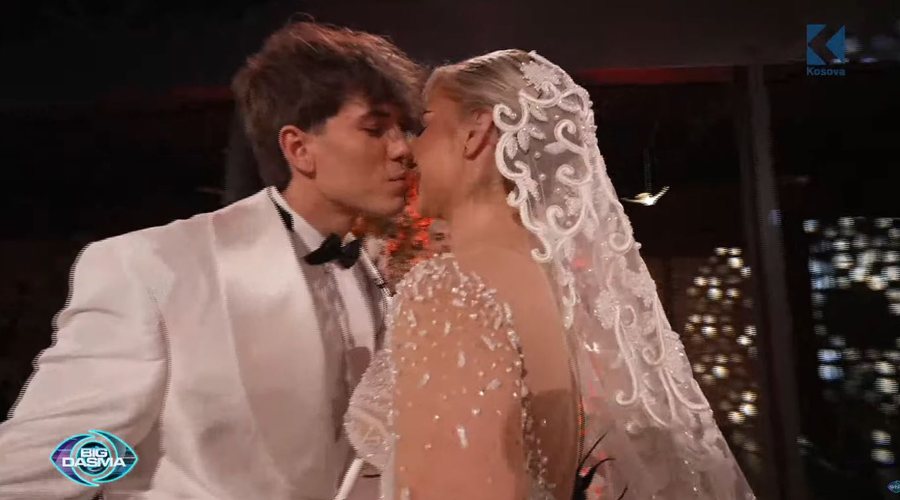 Dasma n&euml; BBVK, ndodh e papritura /  A u puth&euml;n Klodi dhe Elijona?