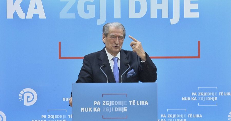 Berisha shpërthen ndaj Ramës: “Po mashtron publikun për