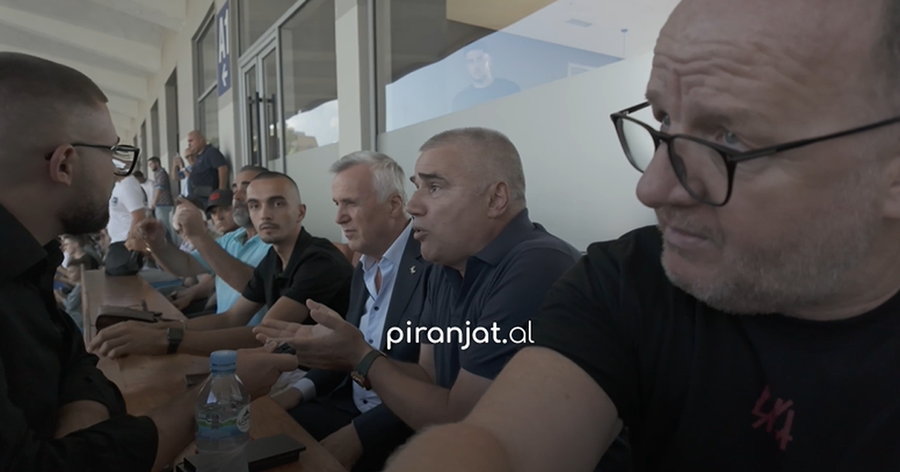 VIDEO/ Gazetarët e ‘Piranjave’ dhunohen nga Sinan Idrizi dhe