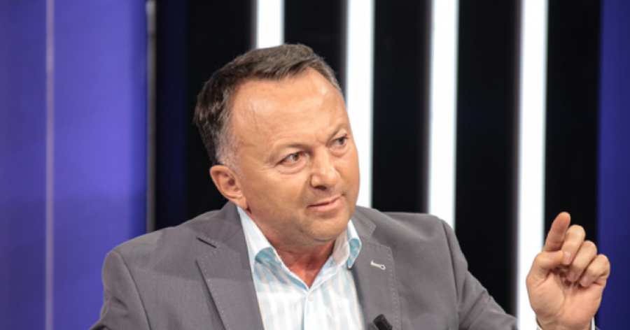 Gazetari: Vëllai i Mond Mëhallës ishte pjesë e grupit