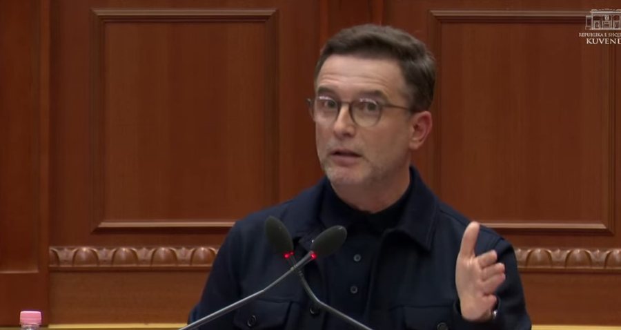 Braçe kritikon ministrat e PS: Kush nuk shpenzon paratë e buxhetit,