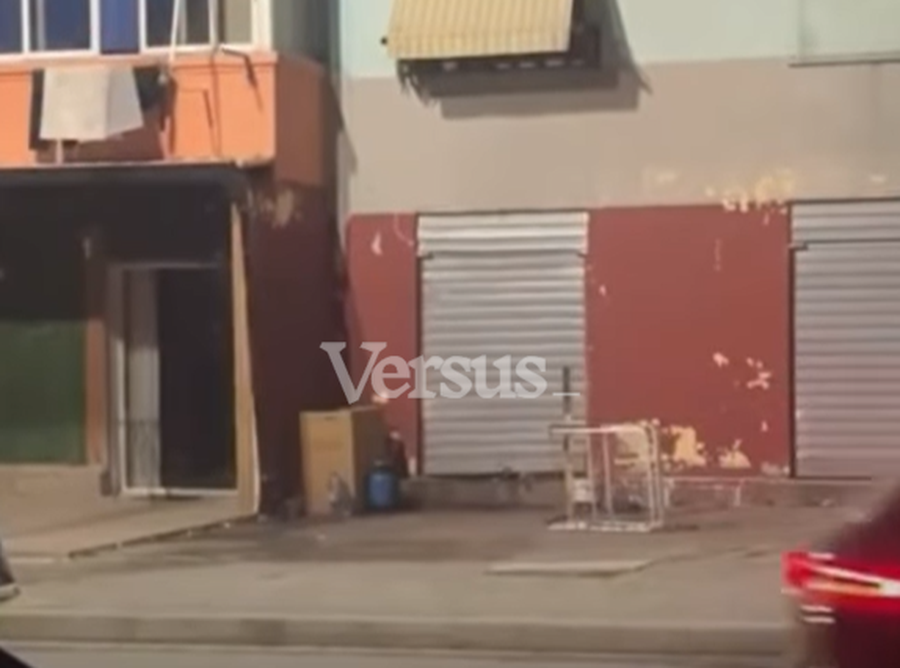 EMRI/ Gjendet një person i djegur brenda banesës, dyshimet e para