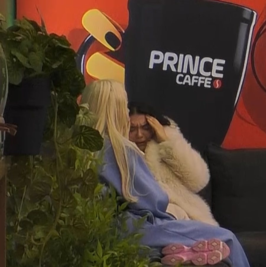 Alba Pollozhani shp&euml;rthen n&euml; lot p&euml;r shkak t&euml; afrimitetit