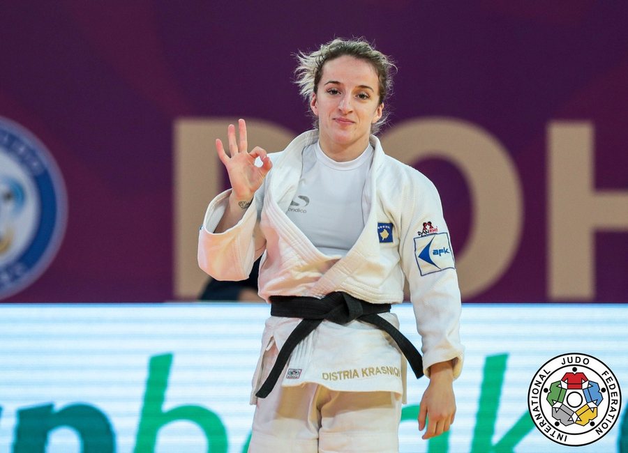 Distria Krasniqi shkëlqen në Zagreb, merr medaljen e artë