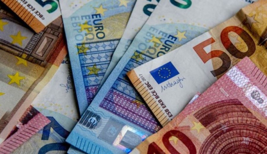 Euro ra, por deficiti i jashtëm u rrit në tremujorin e dytë!