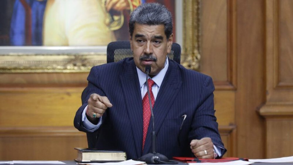 Maduro rrethon Venezuelën me 4.5 milionë ushtarë, pas frikës