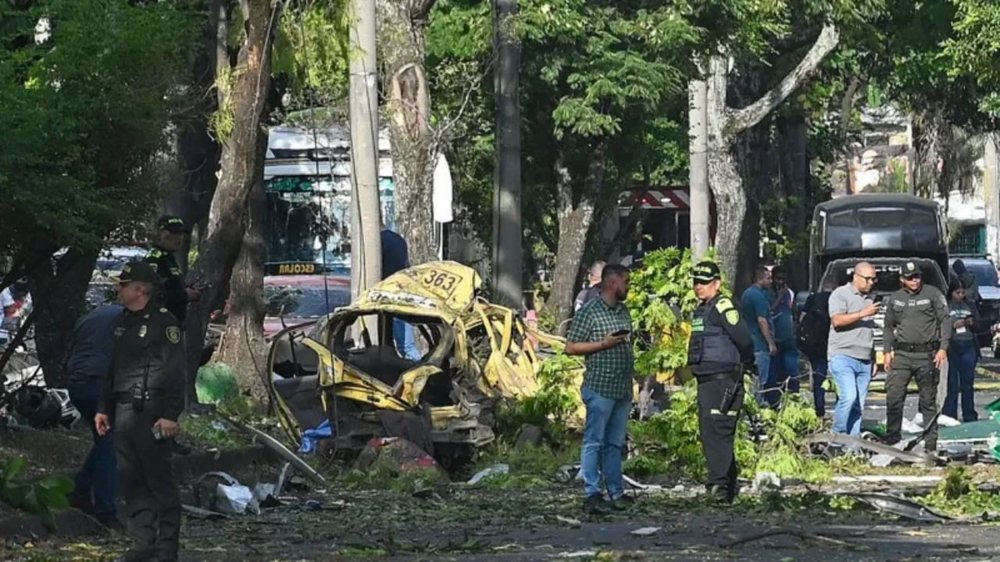 Terror in Colombia! Helicopter destroyed by drone, explosion in city, 18 killed