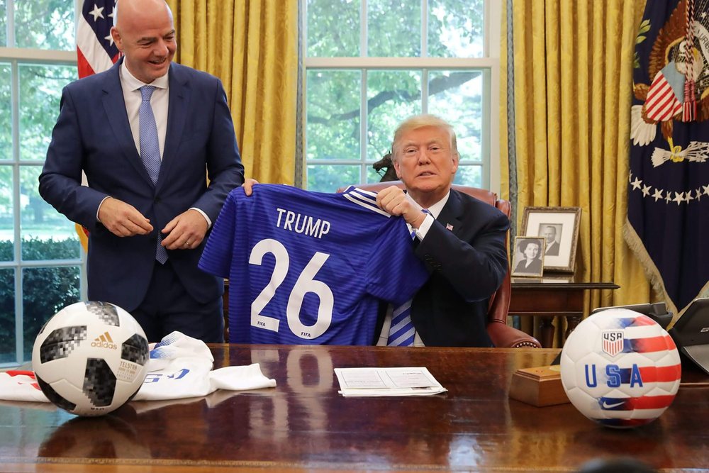 Donald Trump njofton datën se kur do të mbahet shorti i grupeve