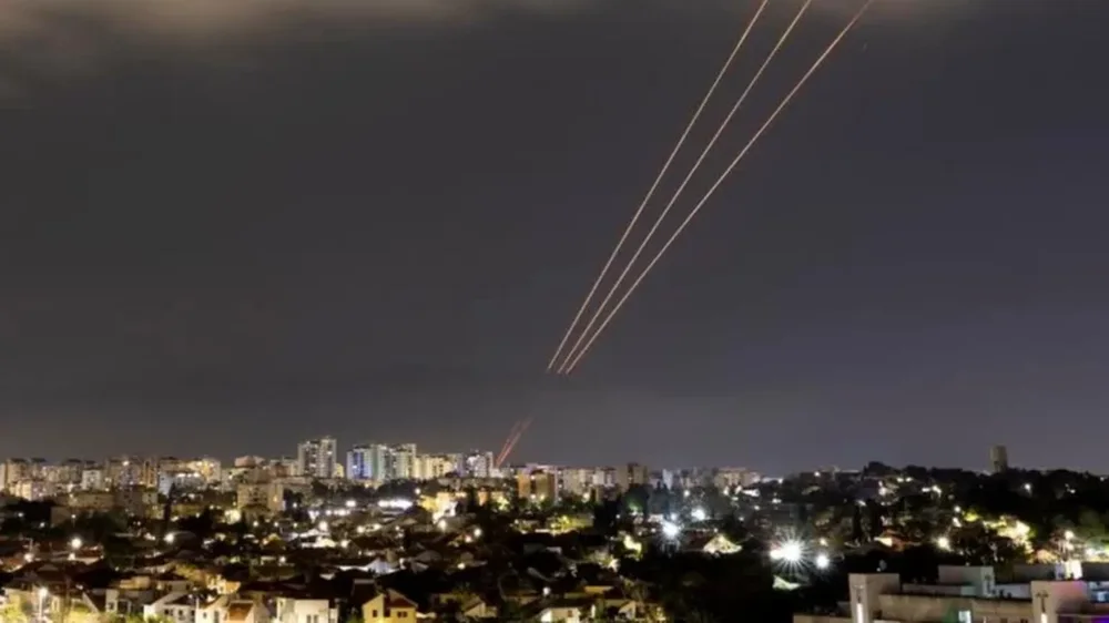 Airstrike in Tel Aviv: Israeli military reports rocket attack from Yemen