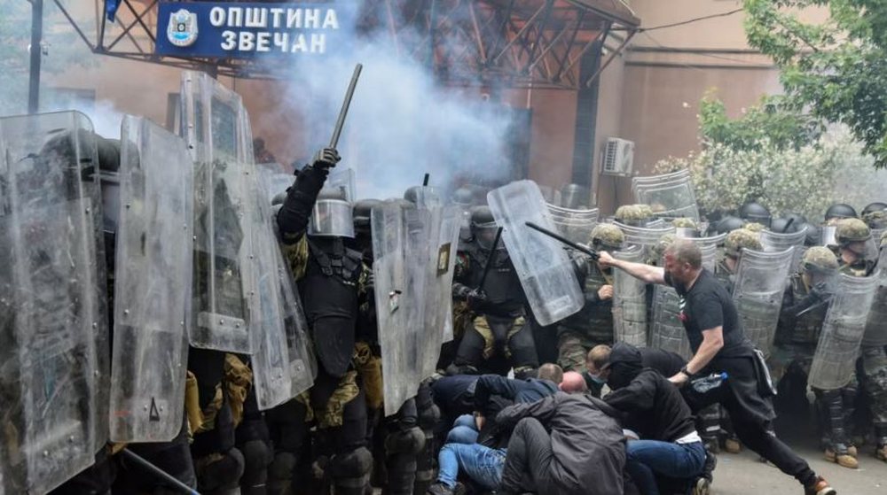A person is arrested in Zvecan, suspected of participating in the attack on KFOR