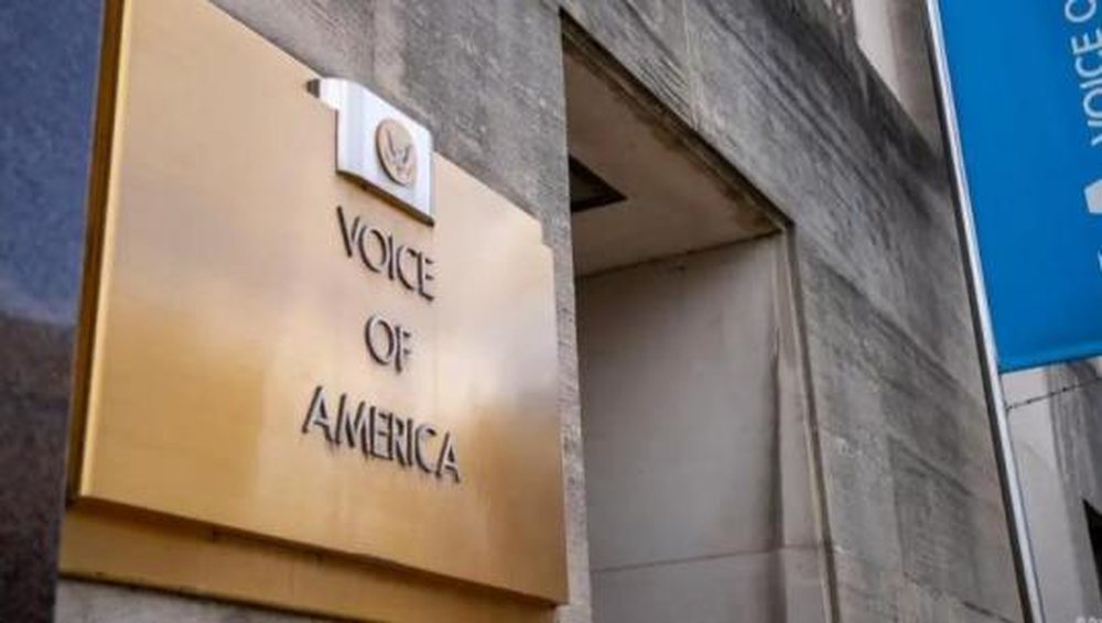 Sërish shkurtime te Zëri i Amerikës/ Drejtoresha e Agjencisë