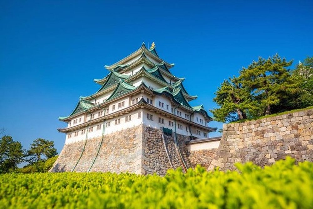 Qyteti japonez shpall rregull të ri: telefonat inteligjentë vetëm