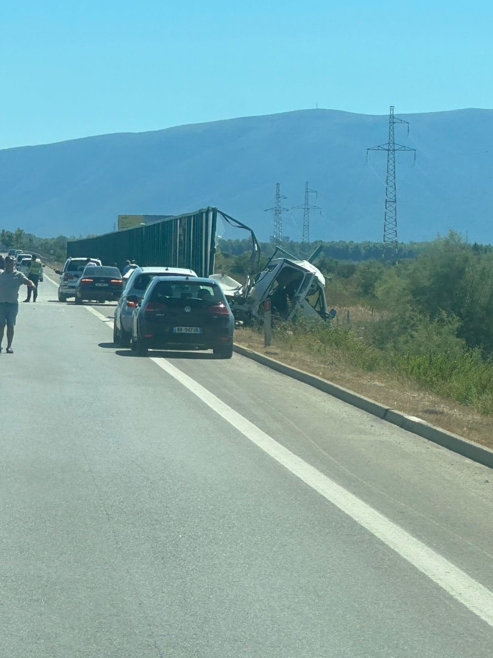Aksident tragjik në autostradën Vlorë–Levan, një