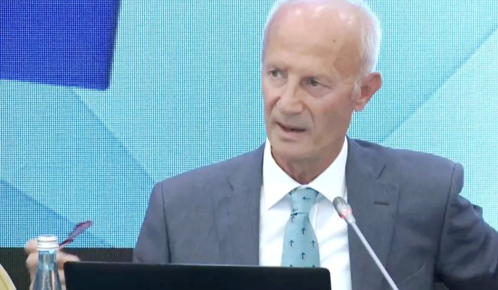 Rakipi: Shpifja nuk i bën dëm Shqipërisë, por gazetarët