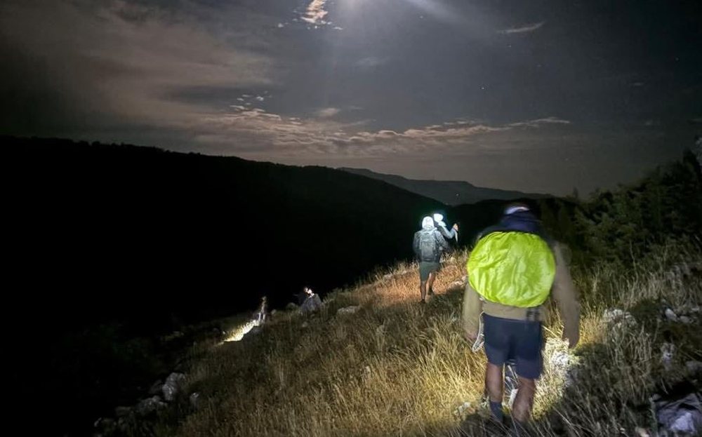 Gjenden pas 2 orësh kërkime dy turistët francezë në