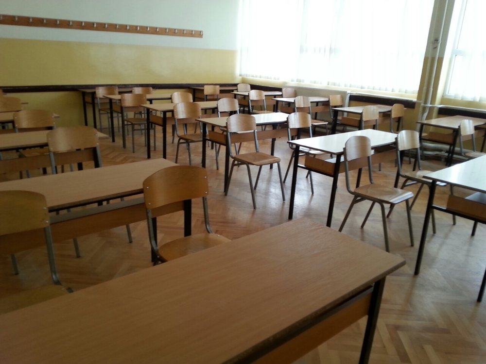 Viti i ri shkollor në Korçë nis me rënie të ndjeshme