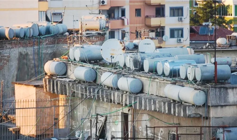 Tirana e fundit në Europë për furnizimin me ujë të