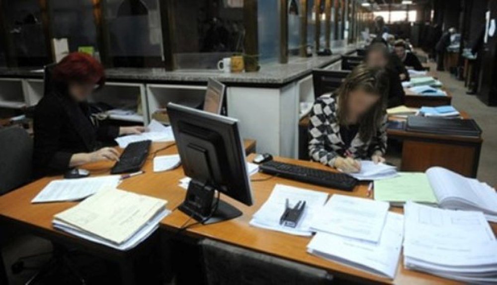 Punonjësit shqiptarë punojnë mesatarisht 41 orë në
