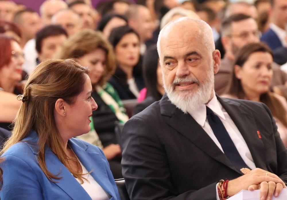 BIRN: Qeveria e mandatit të katërt, ministra besnikë dhe