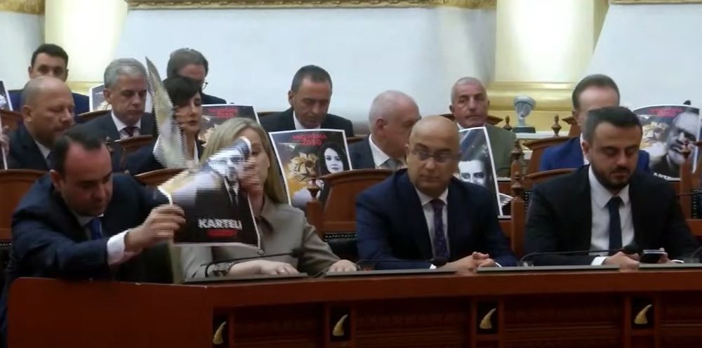 Seanca e parë e Kuvendit të ri/ PS me mesazhe uniteti, opozita