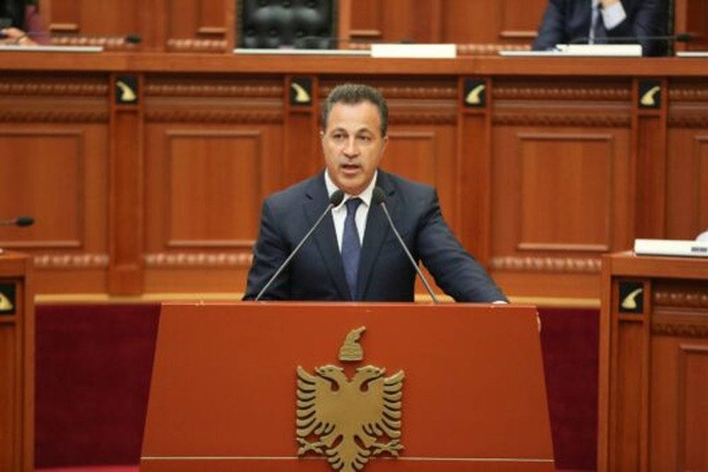 Niko Peleshi zgjidhet kryetar i Kuvendit me 84 vota pro